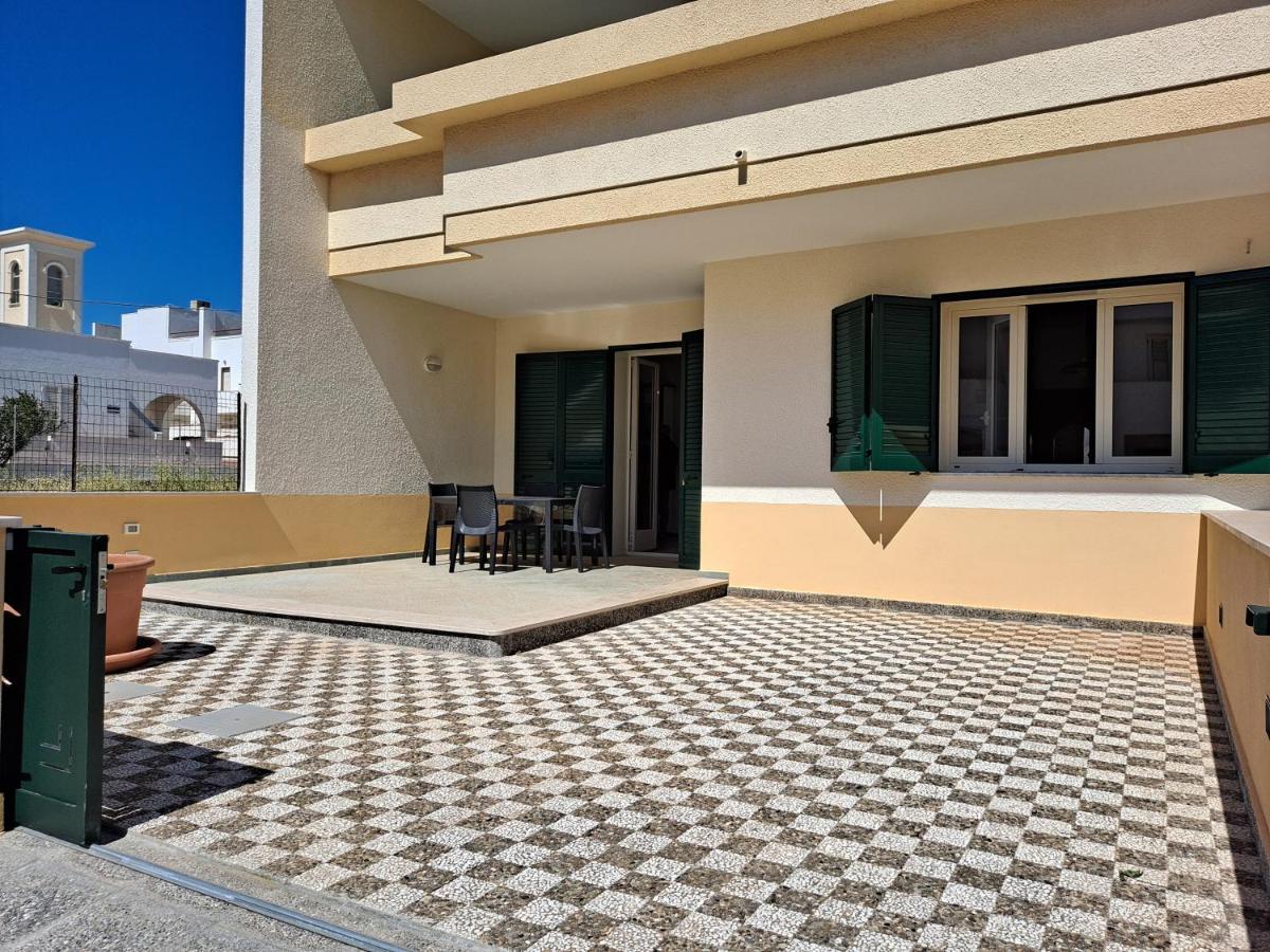 Casa Vittorio A 100M Dalla Sabbia Lido Marini Exterior photo